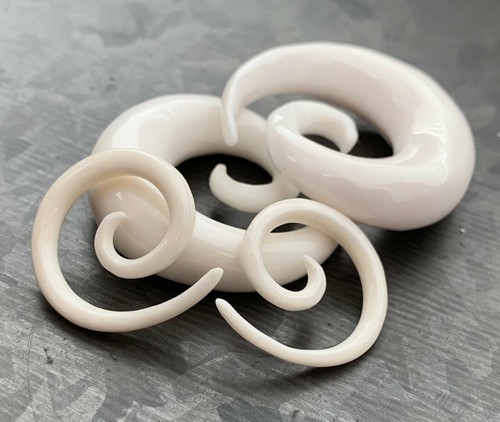Pair buffalo bone spiral - bone,